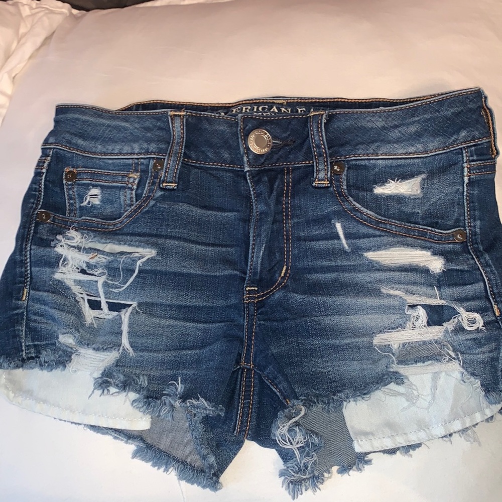 American eagle distressed jean shorts